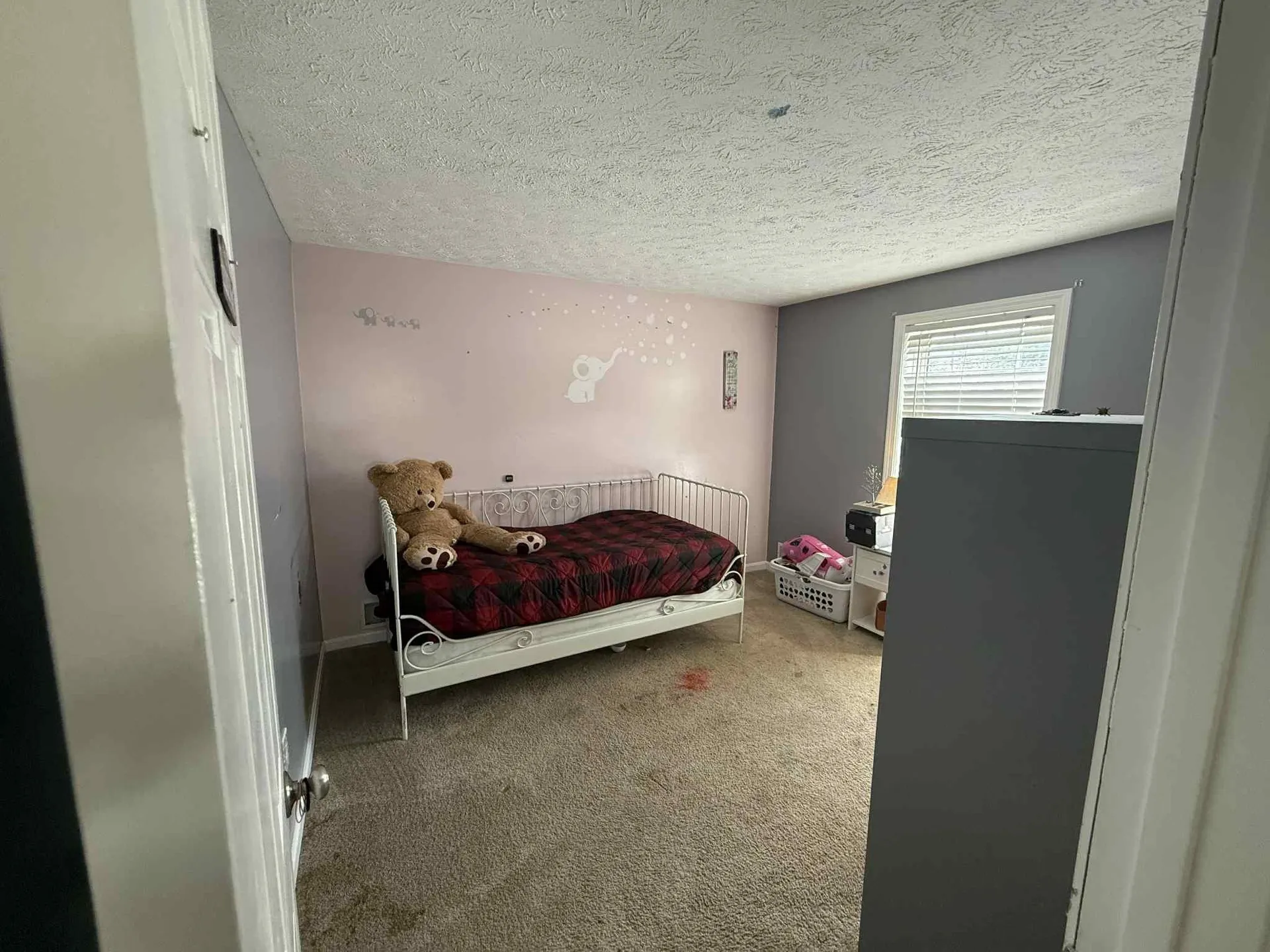 612 Megan Drive Manchester NH 03109