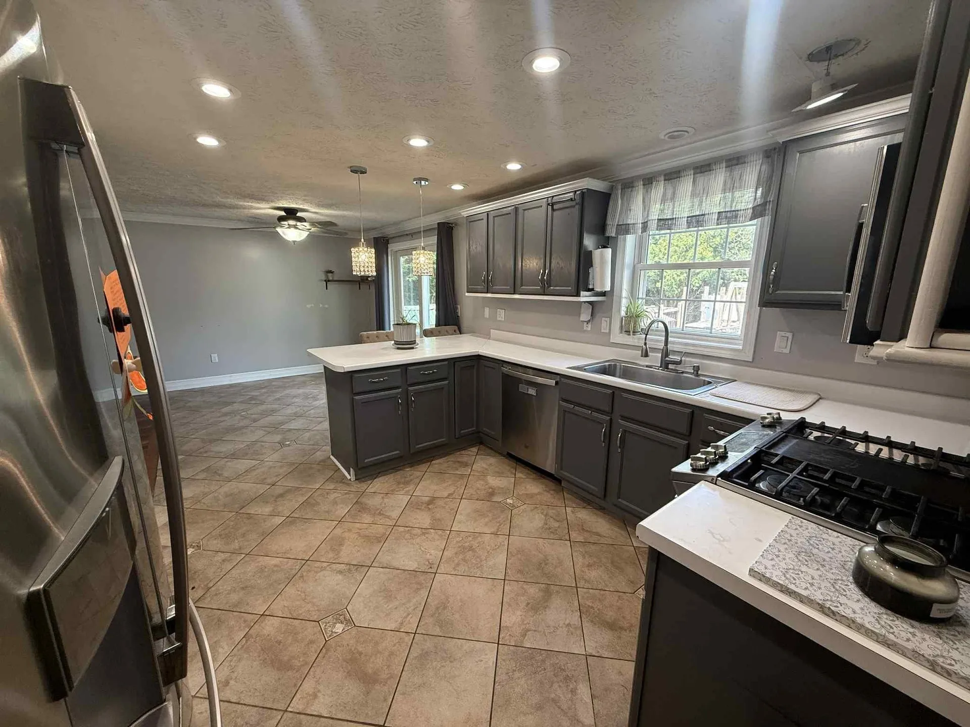 612 Megan Drive Manchester NH 03109