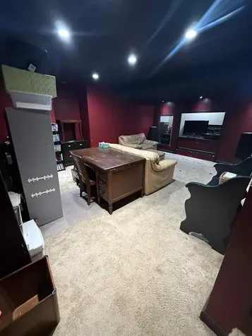 612 Megan Drive Manchester NH 03109
