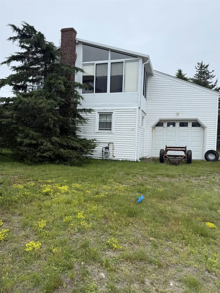 15 Portsmouth Avenue Hampton NH 03842