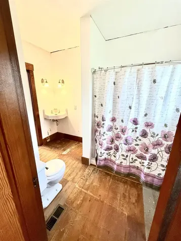 4706 Us Route 5 South Barnet VT 05050