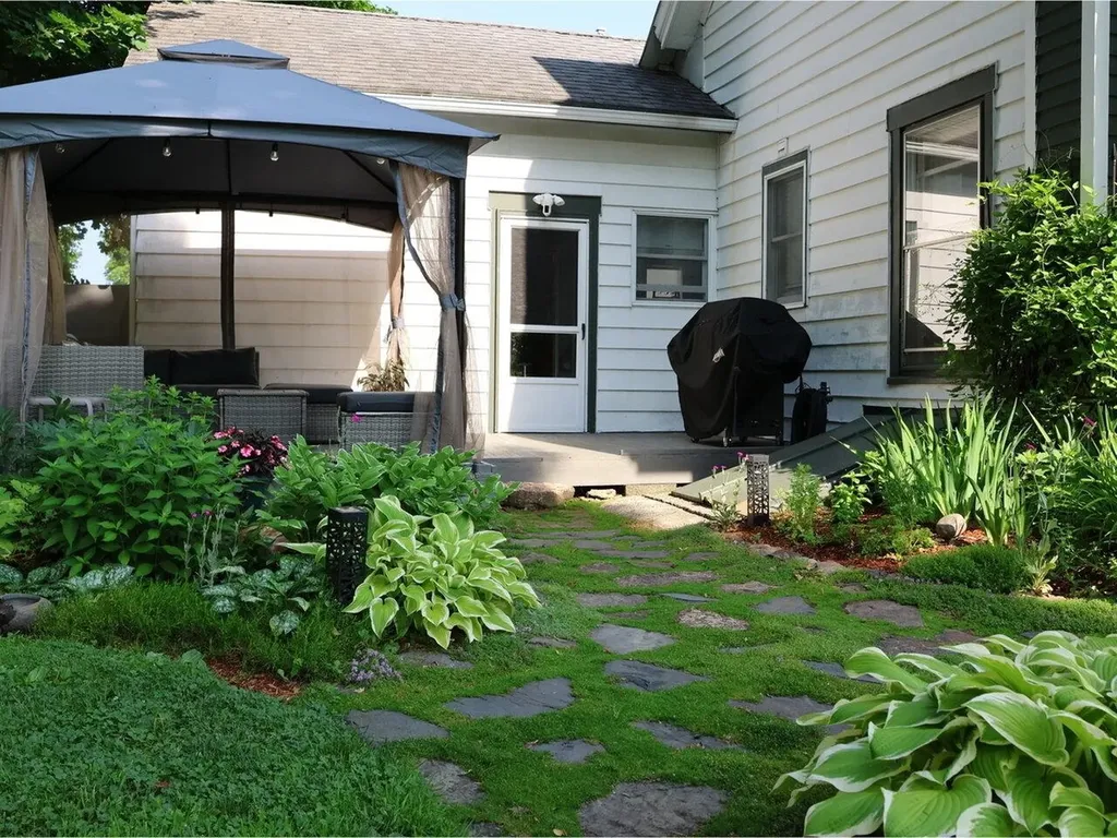 8 Diamond Street St. Albans City VT 05478