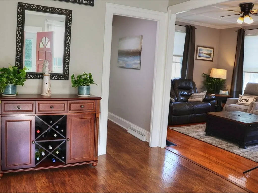 8 Diamond Street St. Albans City VT 05478