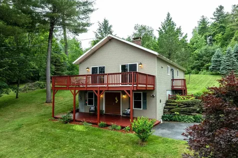 156 Sherwood Circle Brattleboro VT 05301