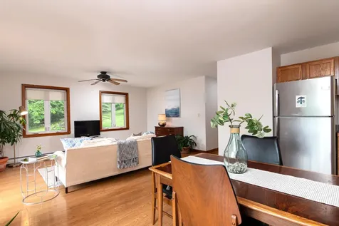156 Sherwood Circle Brattleboro VT 05301