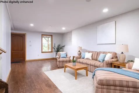 156 Sherwood Circle Brattleboro VT 05301