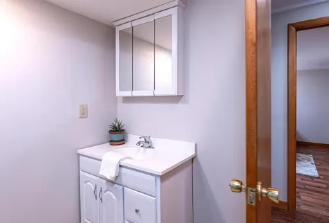 156 Sherwood Circle Brattleboro VT 05301