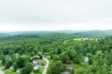 156 Sherwood Circle Brattleboro VT 05301