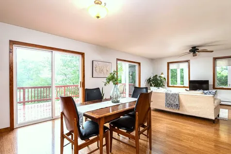 156 Sherwood Circle Brattleboro VT 05301