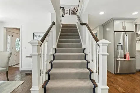 23 Rockrimmon Road North Hampton NH 03862
