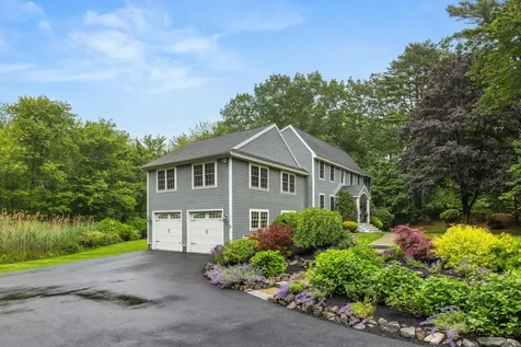 23 Rockrimmon Road North Hampton NH 03862