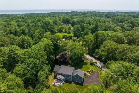 23 Rockrimmon Road North Hampton NH 03862