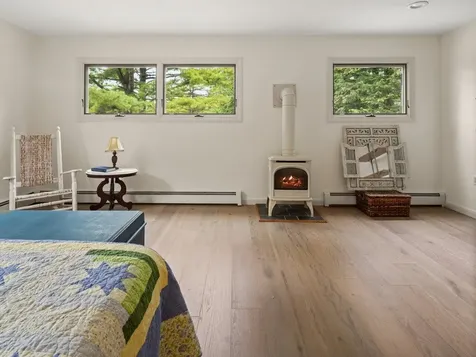 16 Sutton Place Charlotte VT 05445