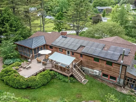 16 Sutton Place Charlotte VT 05445