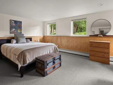 16 Sutton Place Charlotte VT 05445