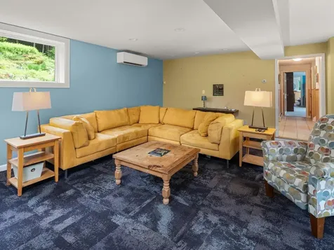 16 Sutton Place Charlotte VT 05445