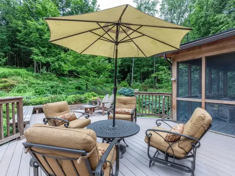 16 Sutton Place Charlotte VT 05445