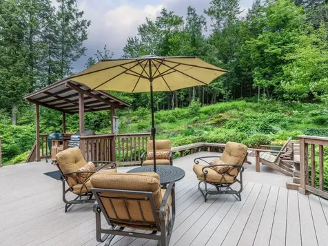 16 Sutton Place Charlotte VT 05445