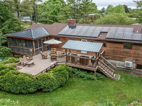 16 Sutton Place Charlotte VT 05445