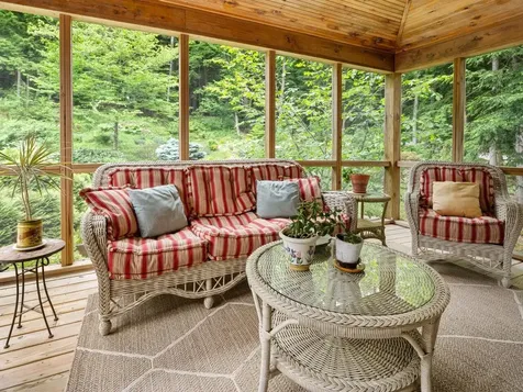 16 Sutton Place Charlotte VT 05445