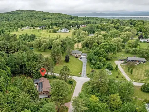 16 Sutton Place Charlotte VT 05445