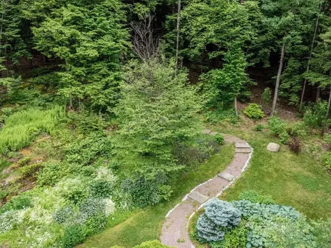 16 Sutton Place Charlotte VT 05445