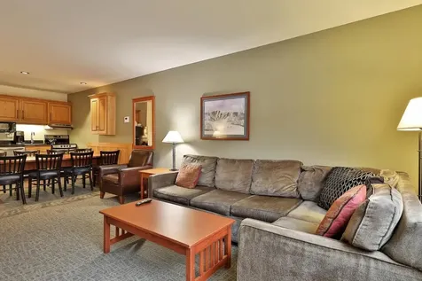 228 East Mountain Road Killington VT 05751