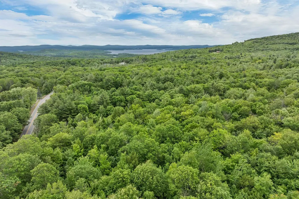 1263 Cherry Valley Road Gilford NH 03249