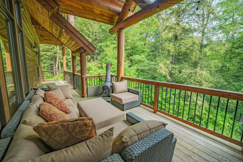 11 Corriveau Way Wilmington VT 05360