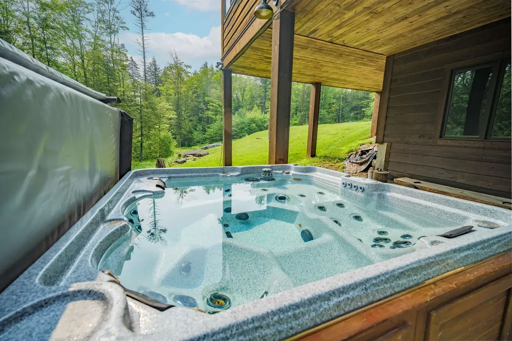 11 Corriveau Way Wilmington VT 05360