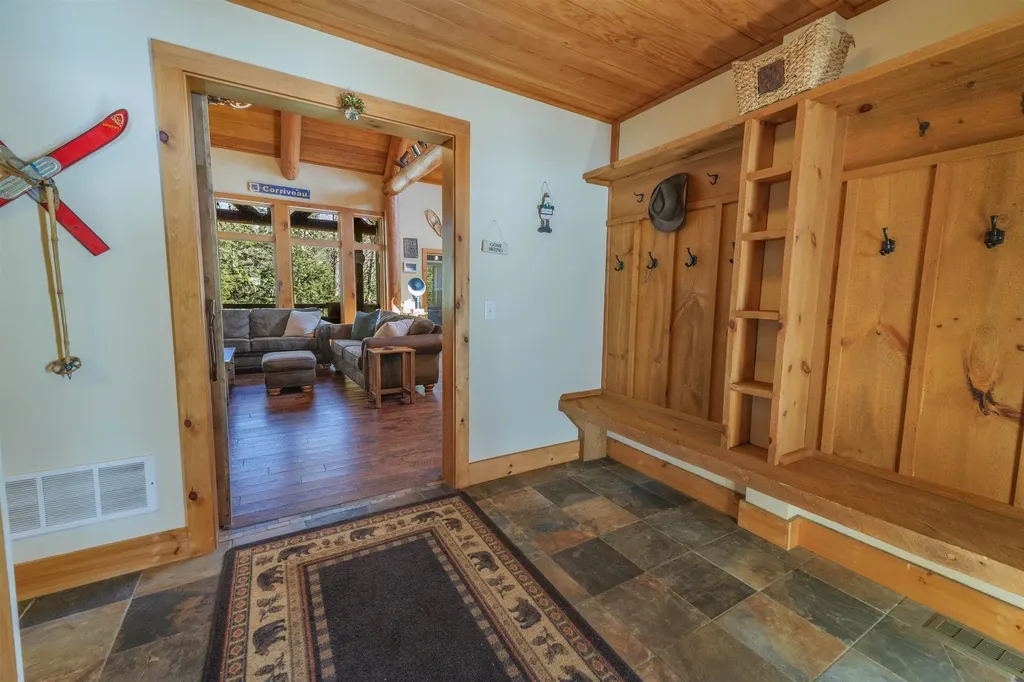 11 Corriveau Way Wilmington VT 05360