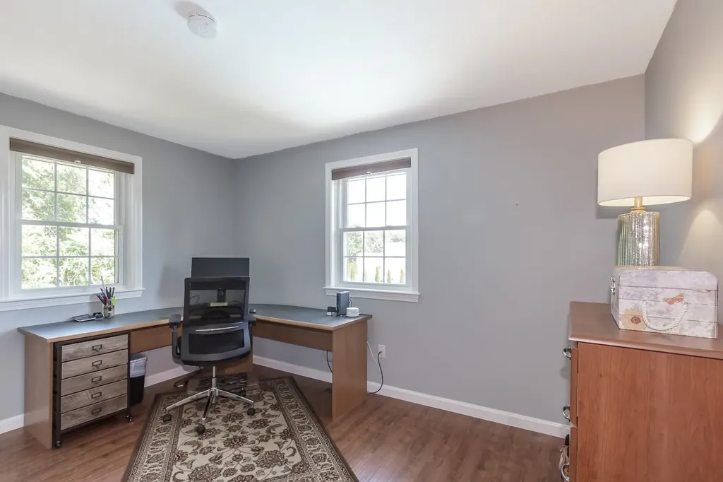 38 Naticook Avenue Litchfield NH 03052
