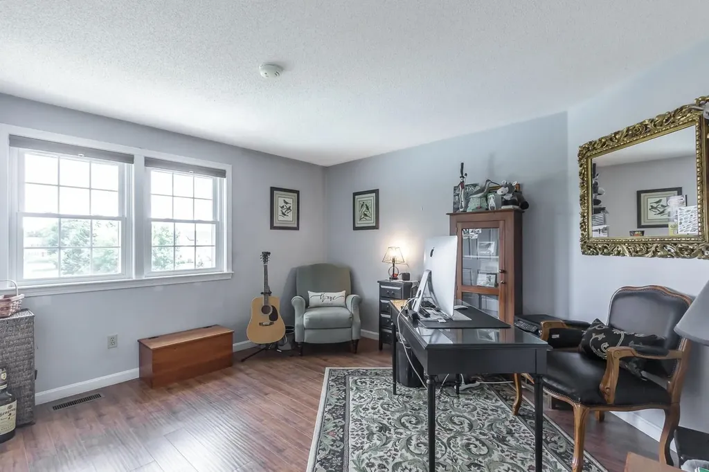 38 Naticook Avenue Litchfield NH 03052