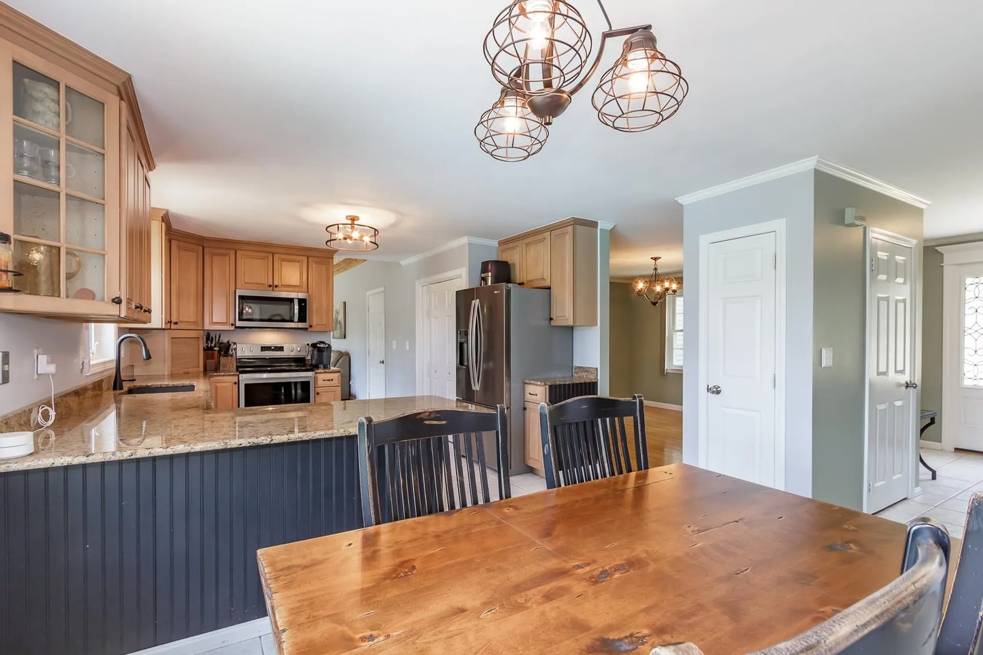 38 Naticook Avenue Litchfield NH 03052