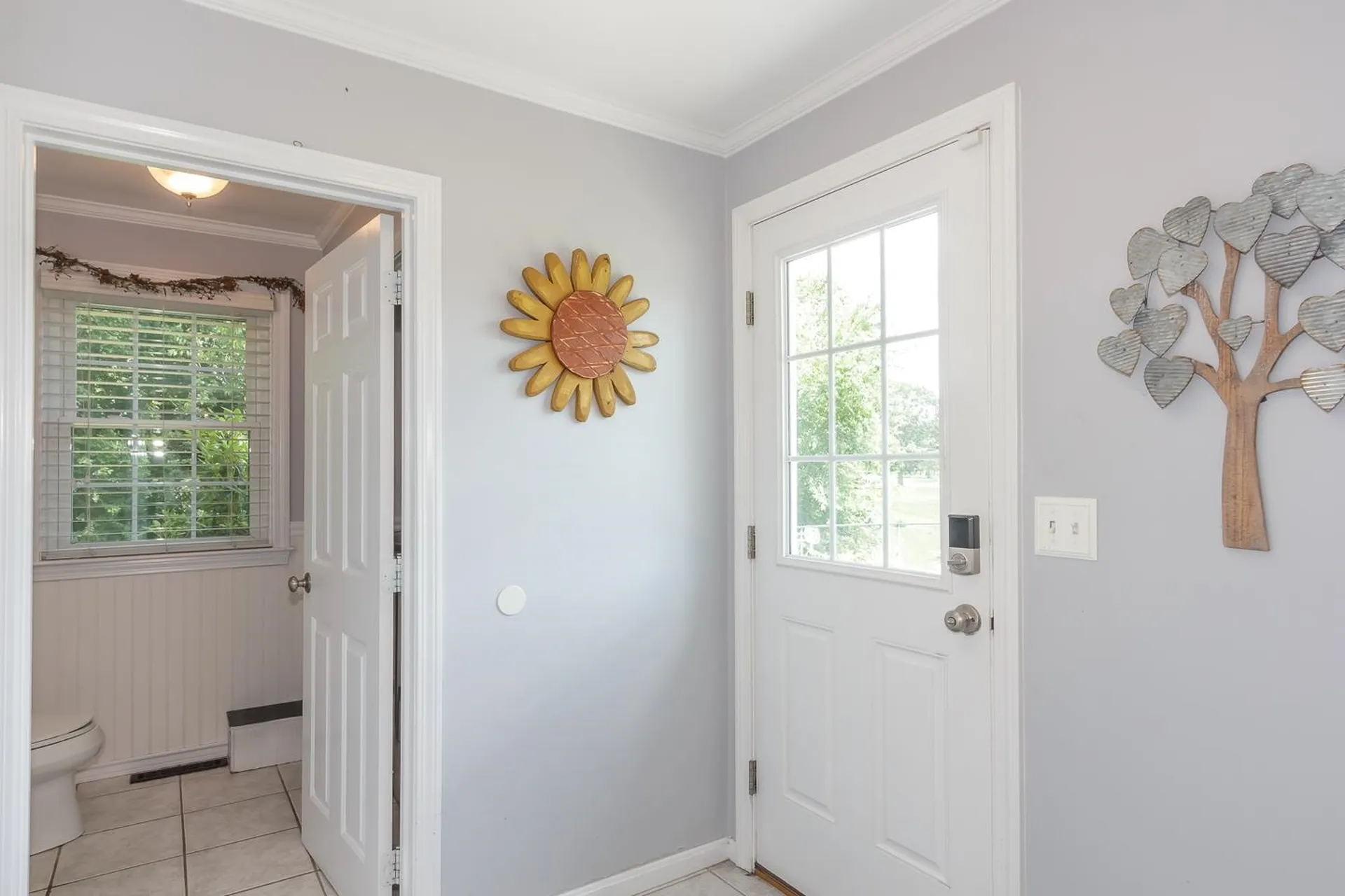 38 Naticook Avenue Litchfield NH 03052