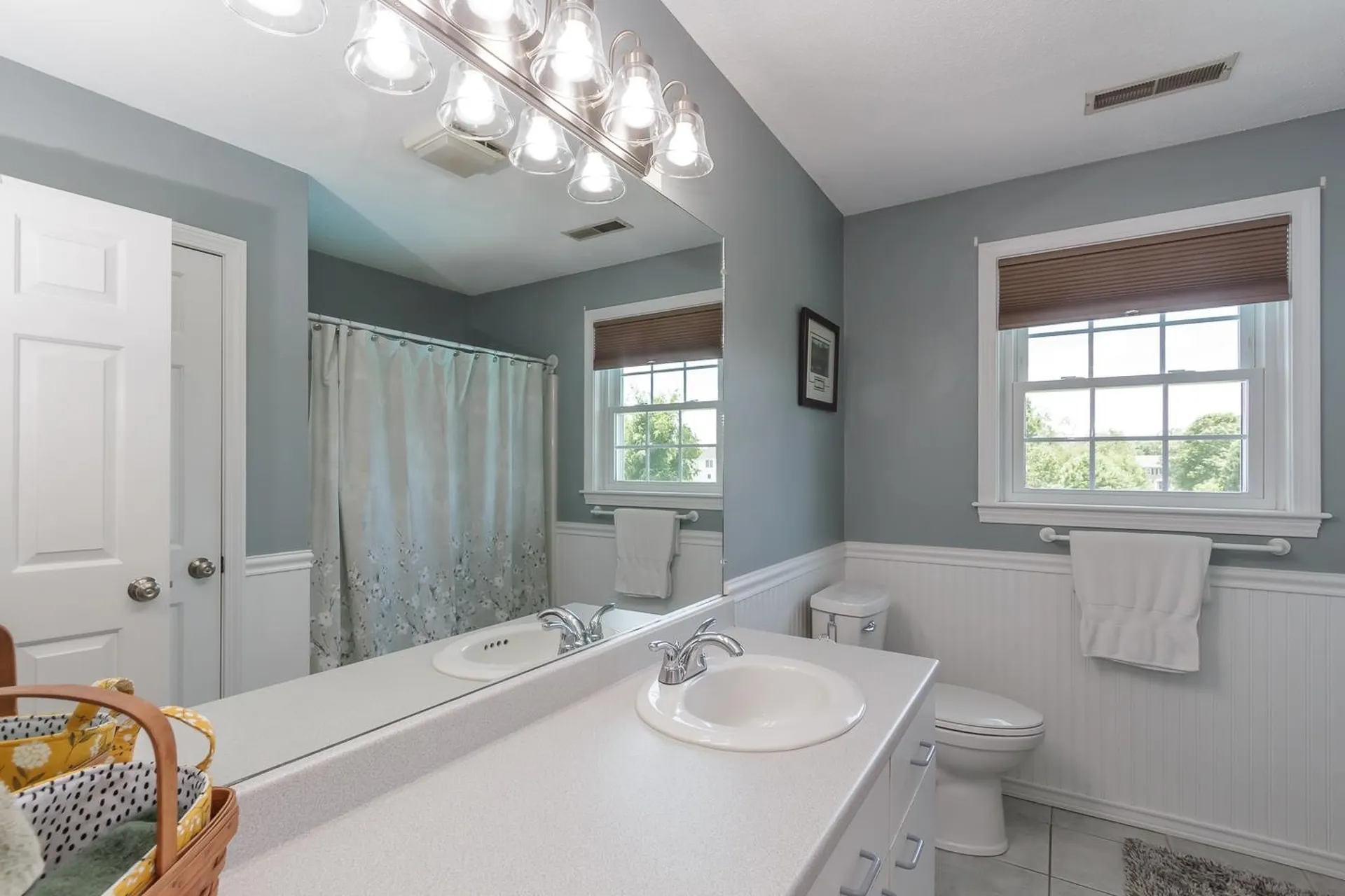 38 Naticook Avenue Litchfield NH 03052