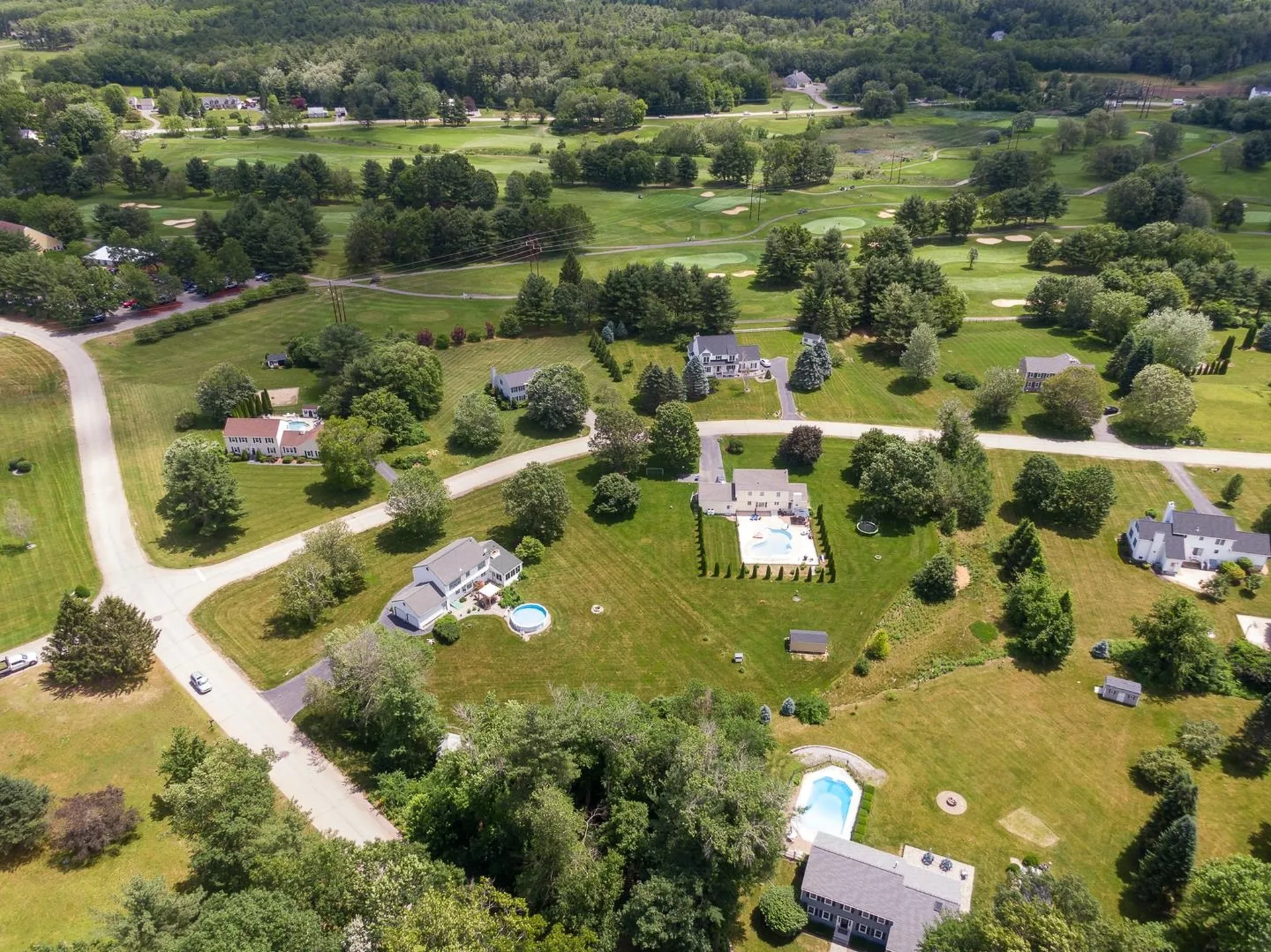 38 Naticook Avenue Litchfield NH 03052