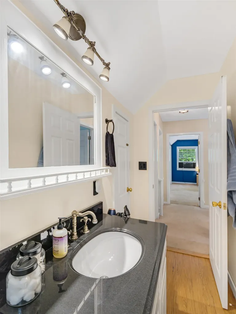 133 Dorr Drive Rutland City VT 05701