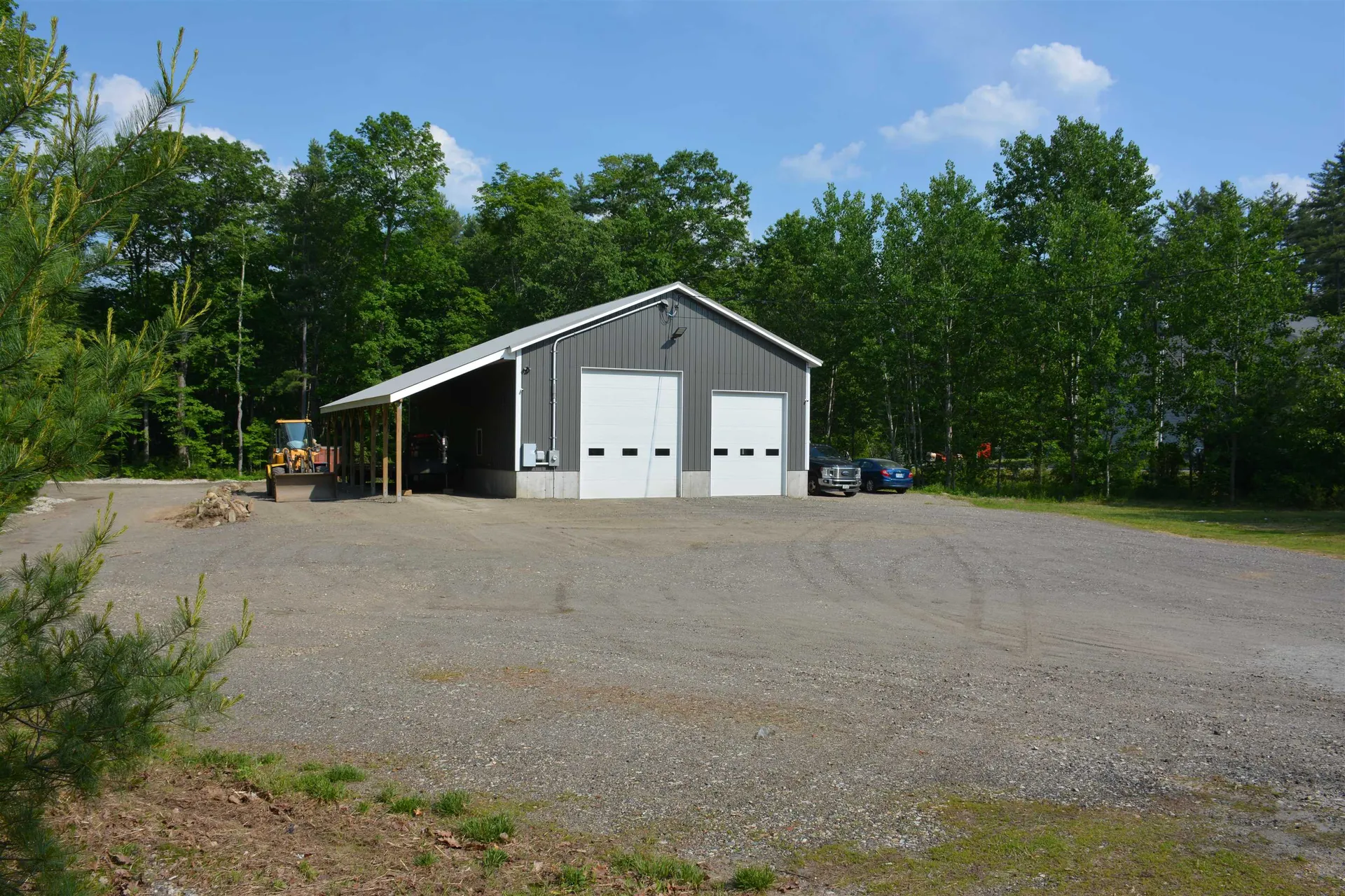 26 Chester Road Raymond NH 03077