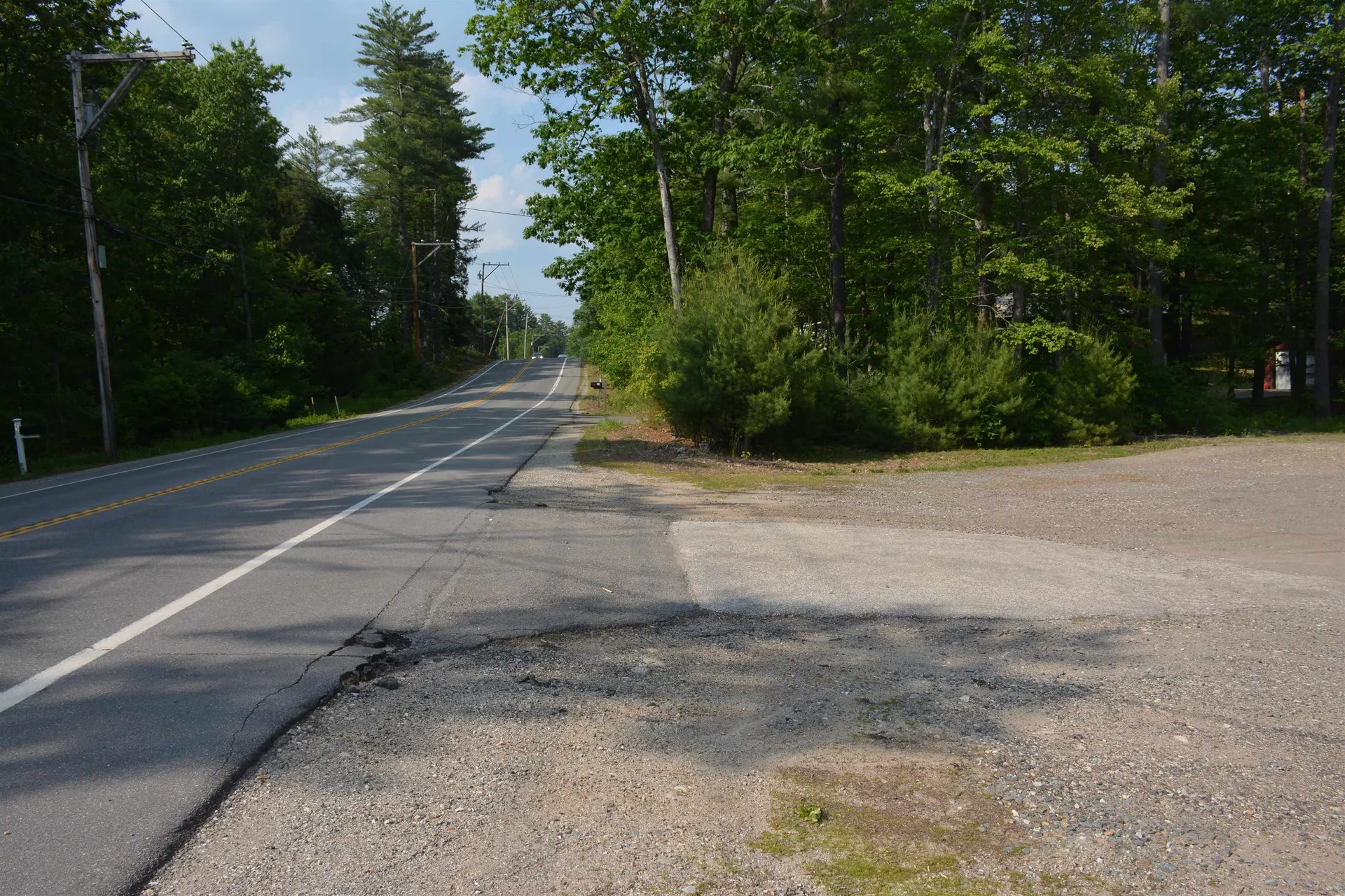 26 Chester Road Raymond NH 03077