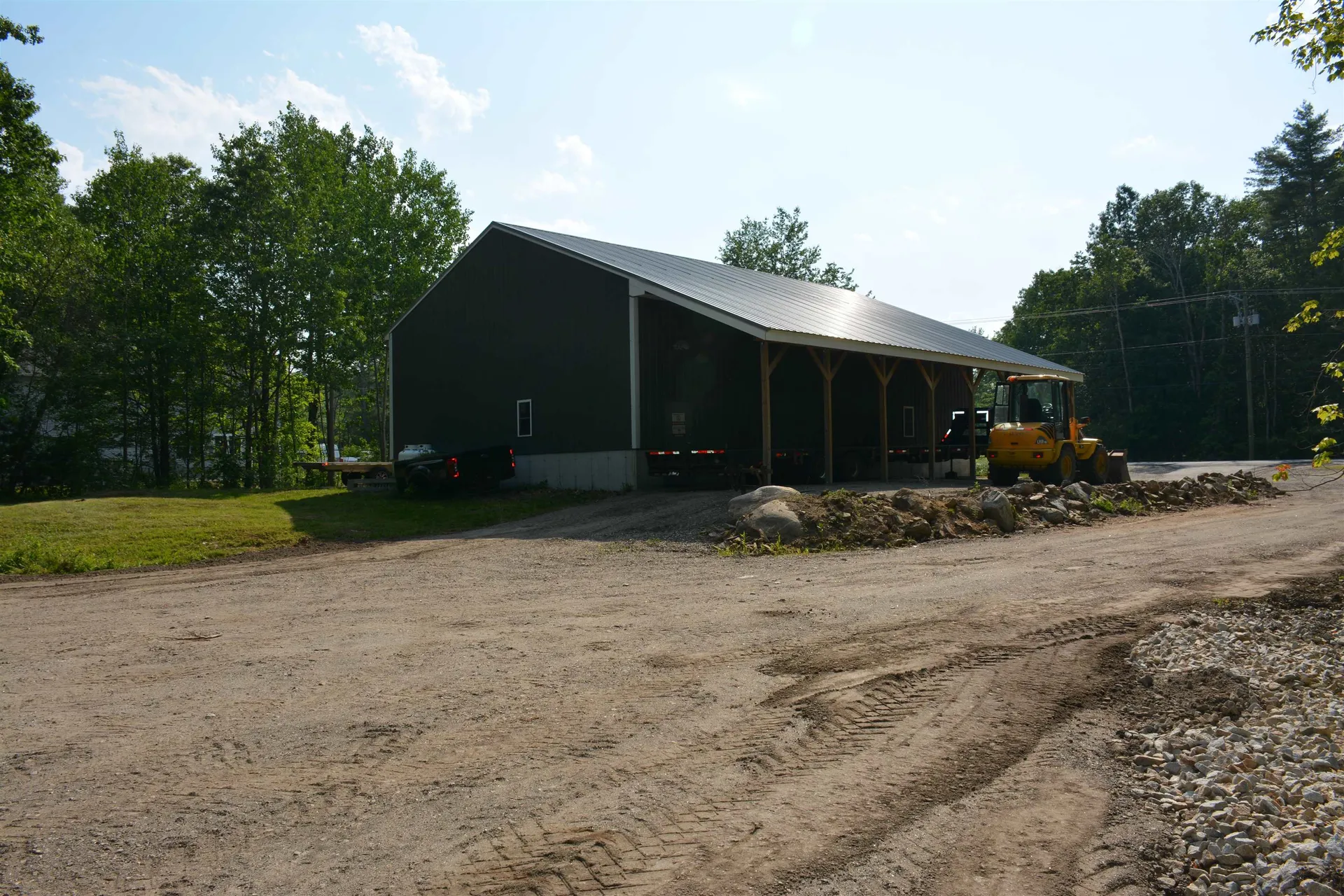 26 Chester Road Raymond NH 03077