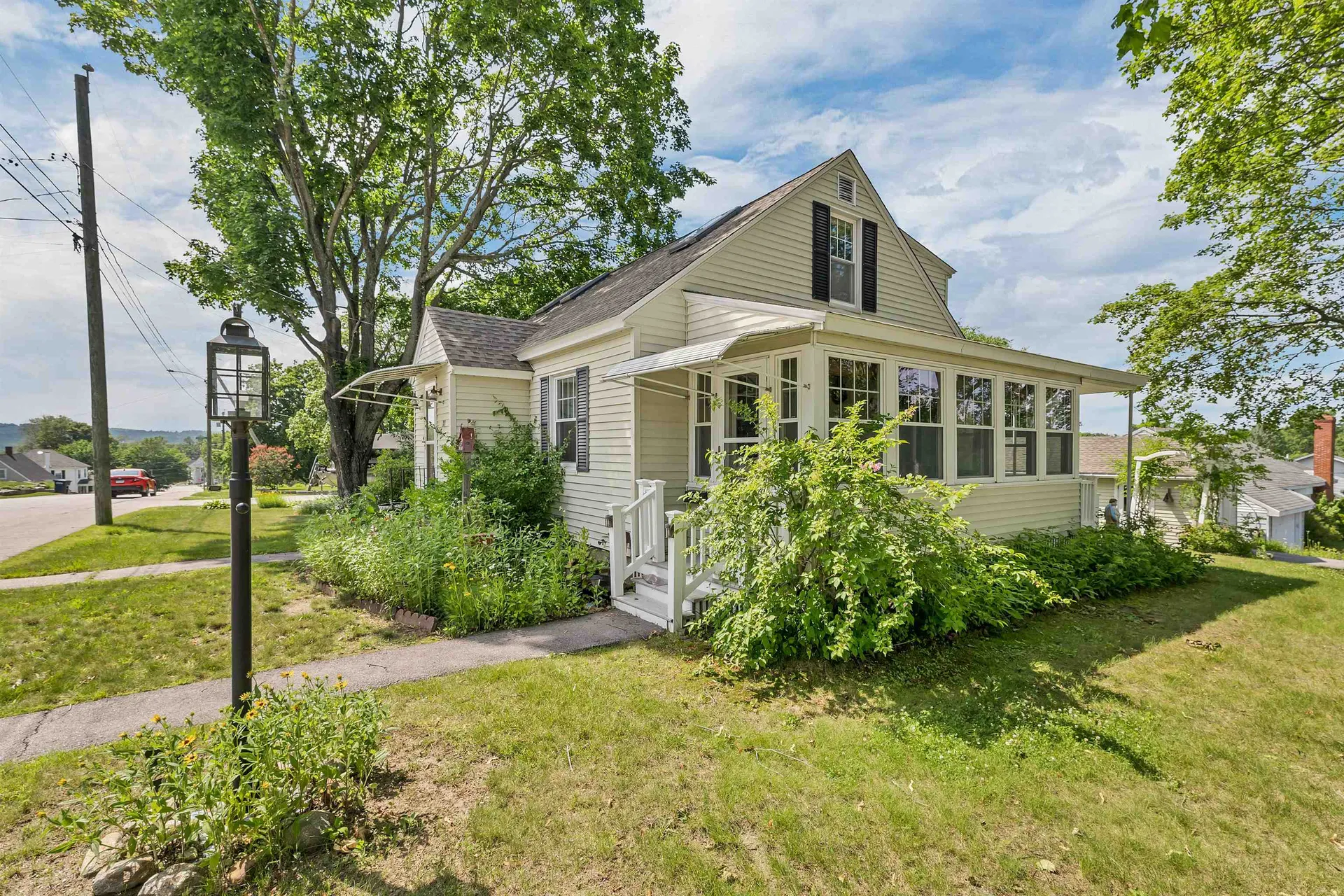 18 Cross Street Allenstown NH 03275