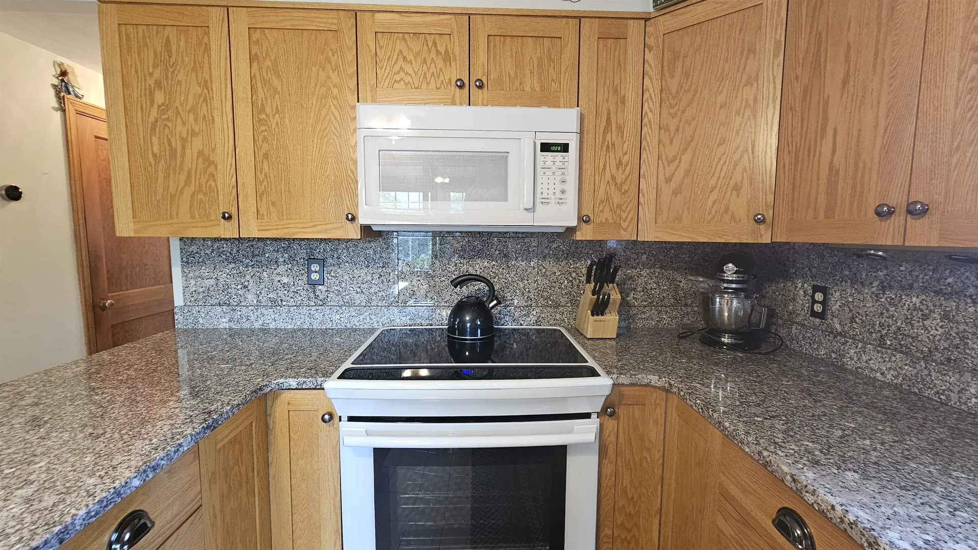 18 Cross Street Allenstown NH 03275