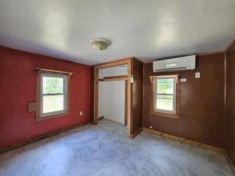 42 Upper Knight Street Keene NH 03431
