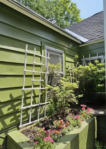42 Upper Knight Street Keene NH 03431
