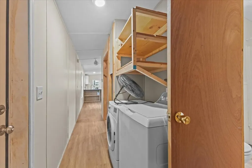 23 Avenue C Burlington VT 05408