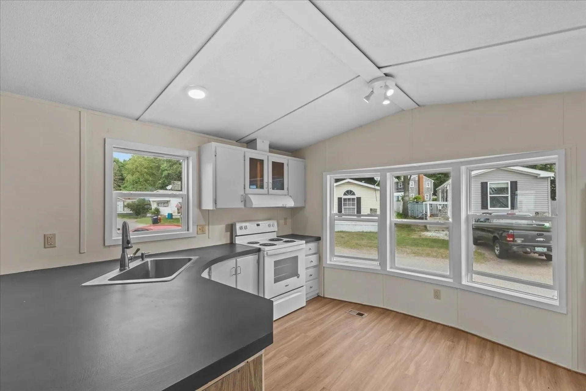 23 Avenue C Burlington VT 05408