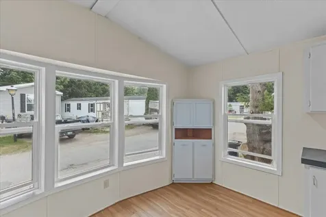 23 Avenue C Burlington VT 05408