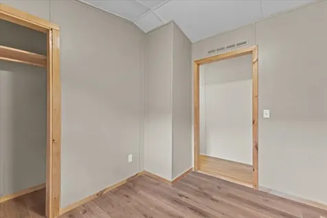 23 Avenue C Burlington VT 05408