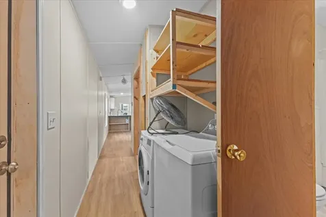 23 Avenue C Burlington VT 05408